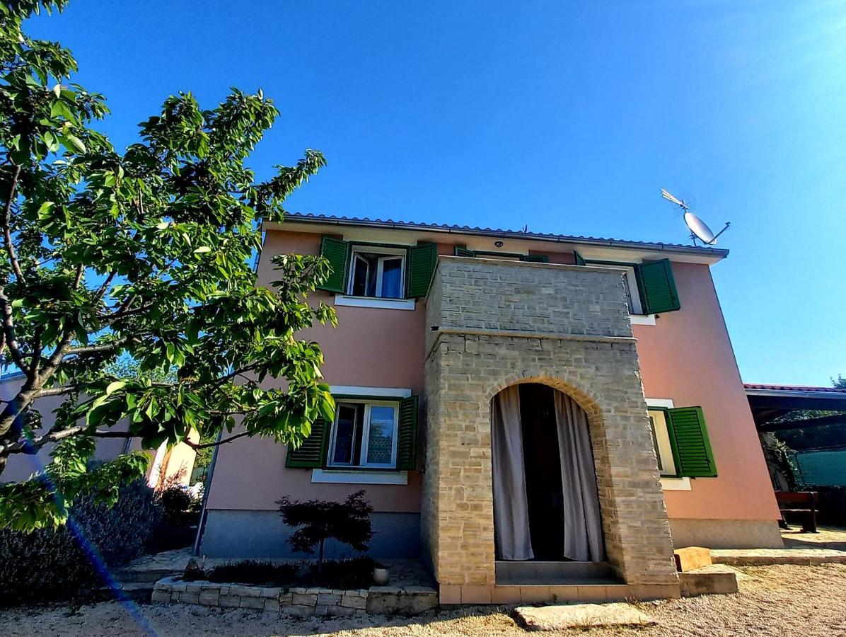 Villa Malini โกรชน์ยัน ภายนอก รูปภาพ