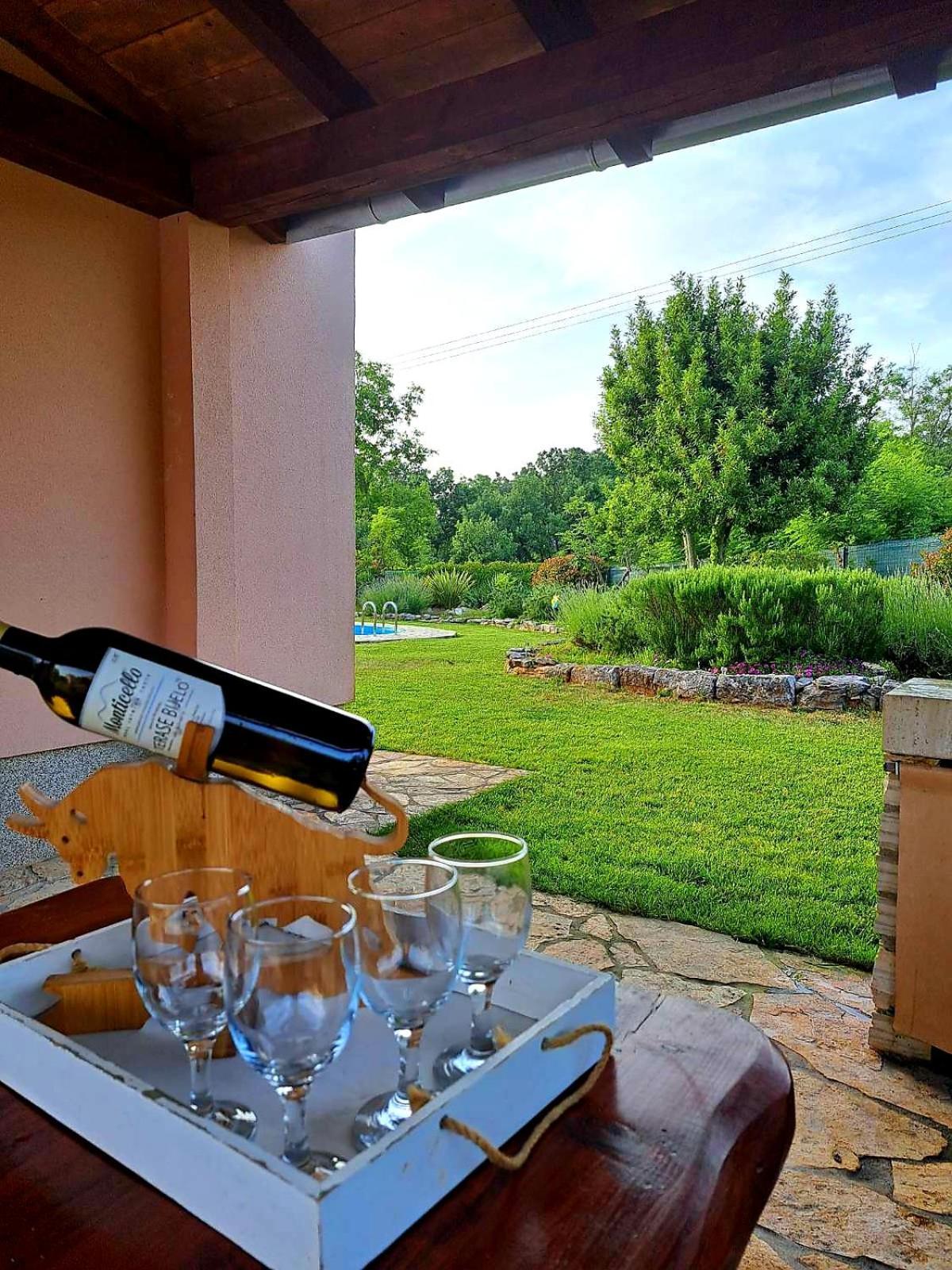Villa Malini โกรชน์ยัน ภายนอก รูปภาพ